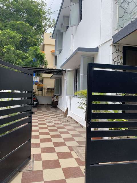4 BHK House For Sale  In Cooke Town