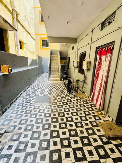 4+ BHK House For Sale  In Mallampet 