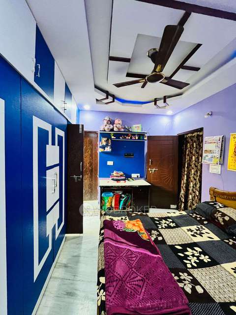 4+ BHK House For Sale  In Mallampet 