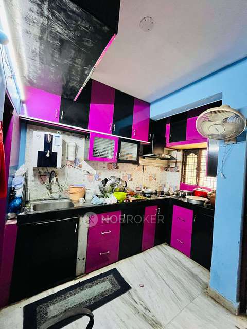 4+ BHK House For Sale  In Mallampet 