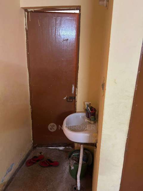 1 BHK Flat In Narela Sector B2 Pocket D For Sale  In Narela 