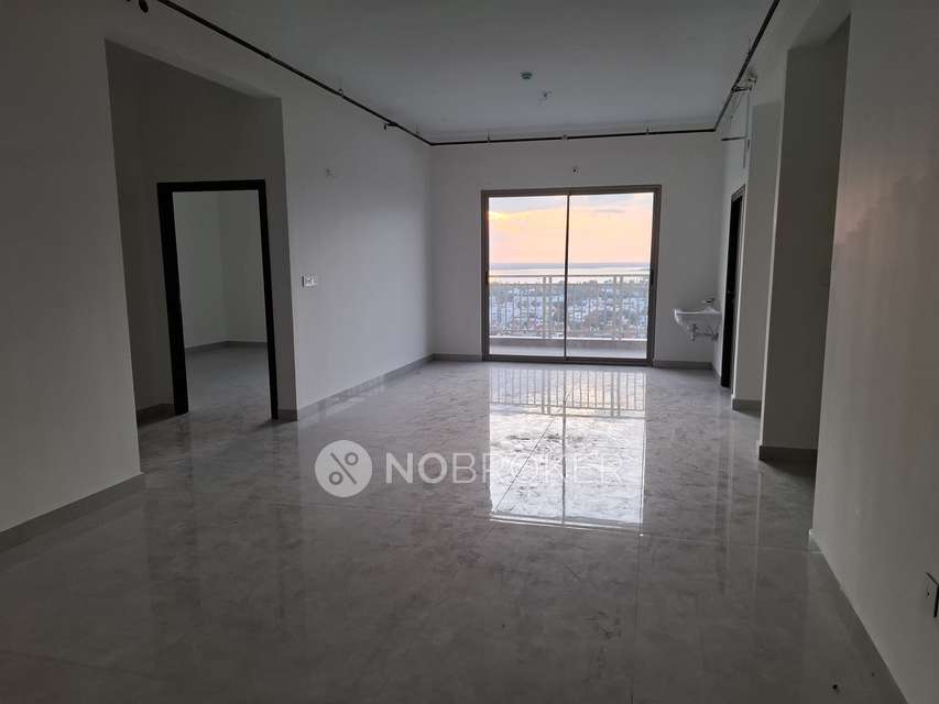 3 BHK Flat In Hallmark Treasor For Sale  In Gandipet