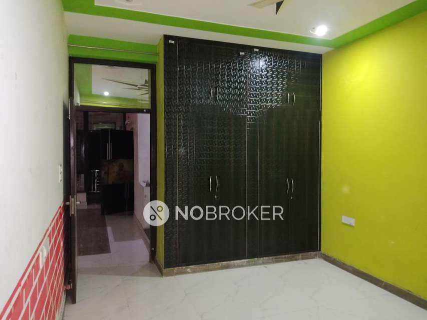 4+ BHK Flat In Standlone Building For Sale  In Sector, Pi I & Ii