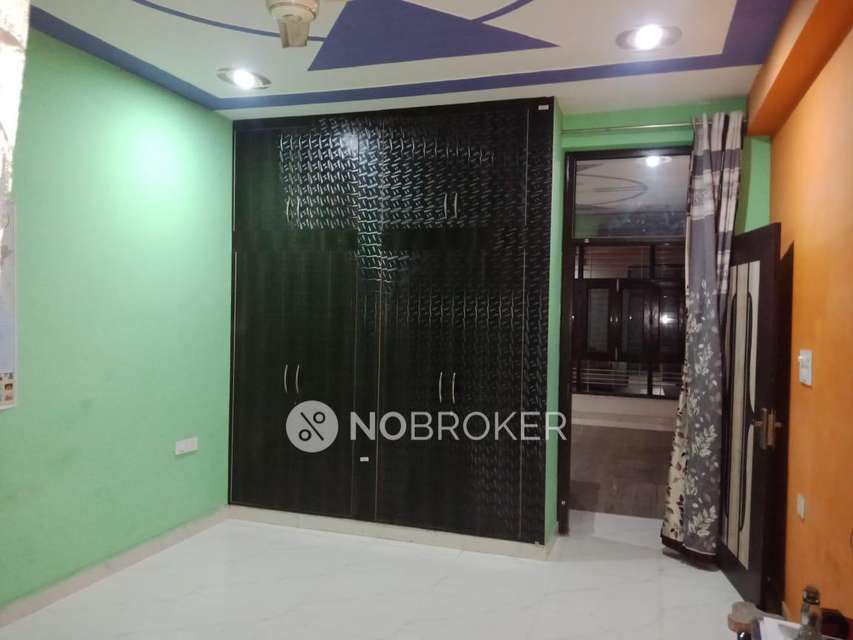 4+ BHK Flat In Standlone Building For Sale  In Sector, Pi I & Ii