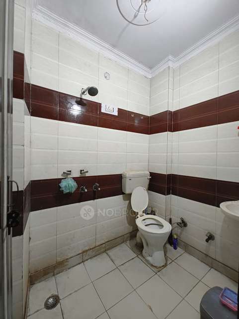 3 BHK Flat For Sale  In Dwarka