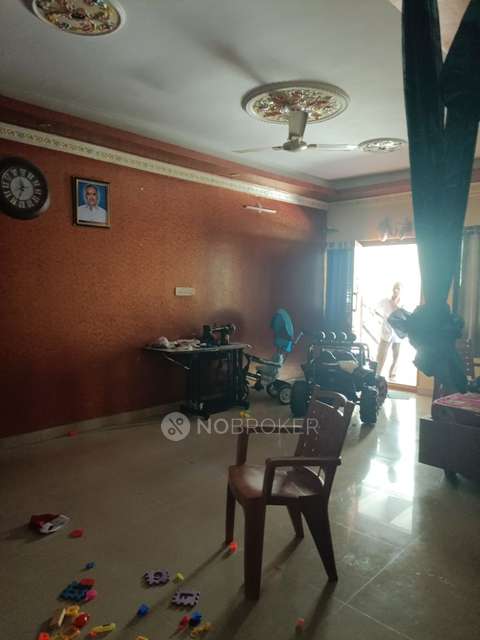 2 BHK Flat In Sri Krishna Plaza For Sale  In Kattigenahalli