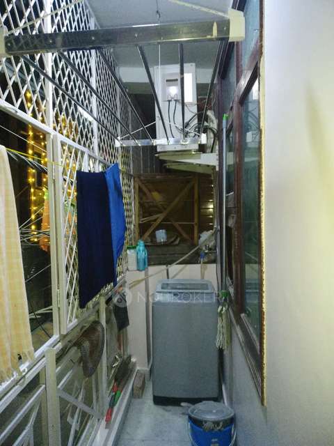 2 BHK Flat In Abhilasha Apartment For Sale  In Mahavir Enclave