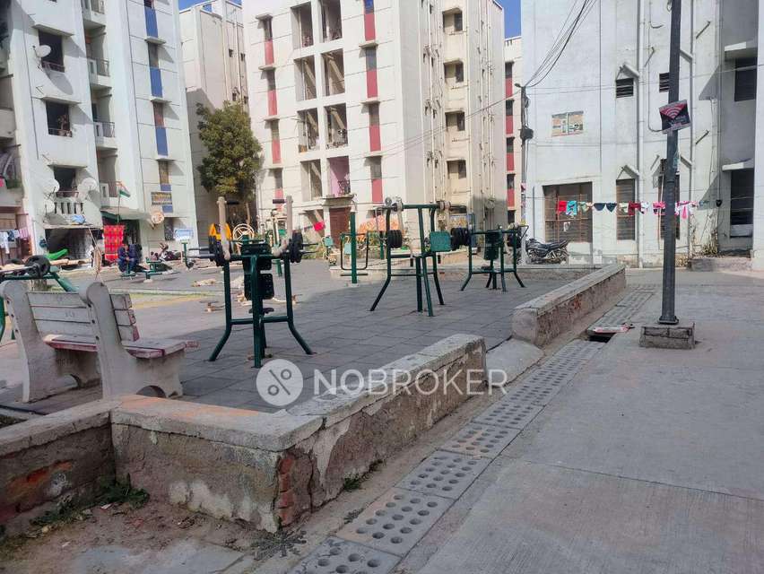 1 BHK Flat In Dda Lig Flat Rohini, Sector 35 For Sale  In Sector 35, Rohini