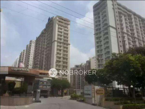 2 BHK Flat In Supertech Czar Suites, Omicron I for Rent  In Omicron I