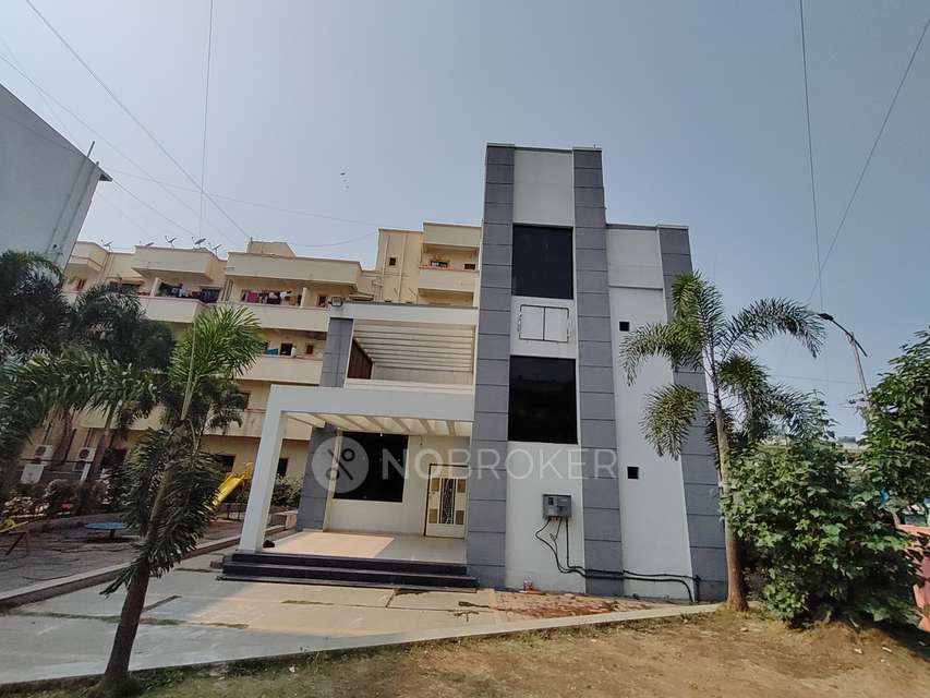 2 BHK Flat In Skyview for Rent  In Phursungi 