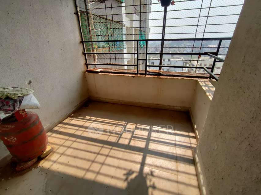 2 BHK Flat In Skyview for Rent  In Phursungi 