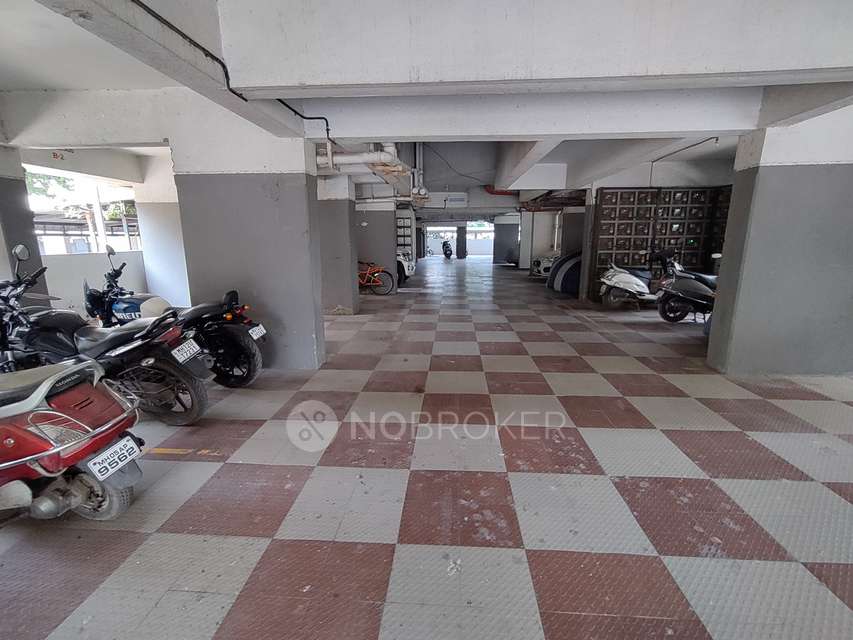 2 BHK Flat In Skyview for Rent  In Phursungi 