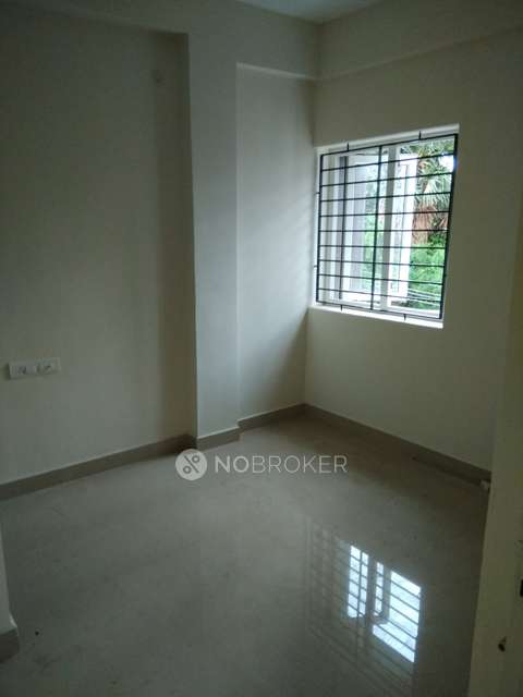 2 BHK Flat In Chamanthi For Sale  In Koyambedu
