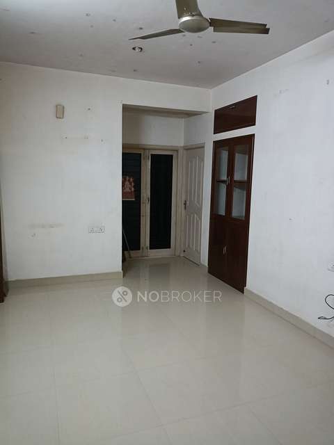 2 BHK Flat In Chamanthi For Sale  In Koyambedu