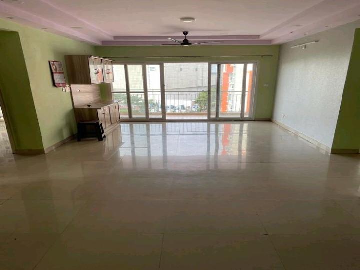 Swan Lake Kukatpally Rent WITHOUT BROKERAGE Semifurnished 3 BHK