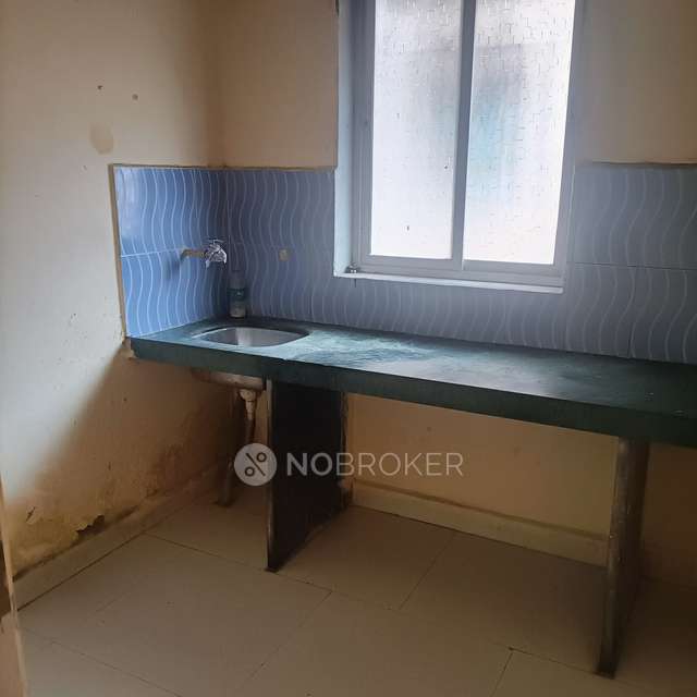 1 BHK Flat In Shri Balaji Apartment For Sale  In Gothivali Village