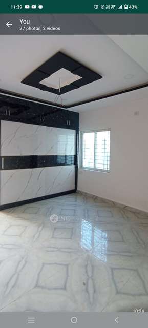4 BHK Flat In Qmax Residency, Toli For Sale  In Crt Colony