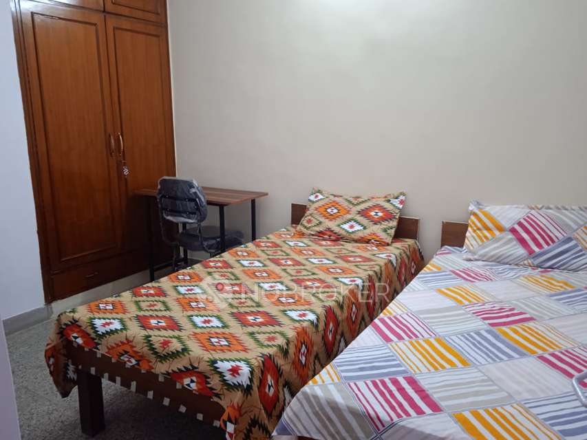 PG for Boys in Janakpuri