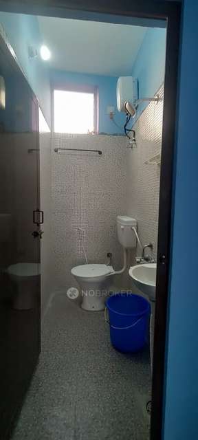 PG for Boys in Tharamani