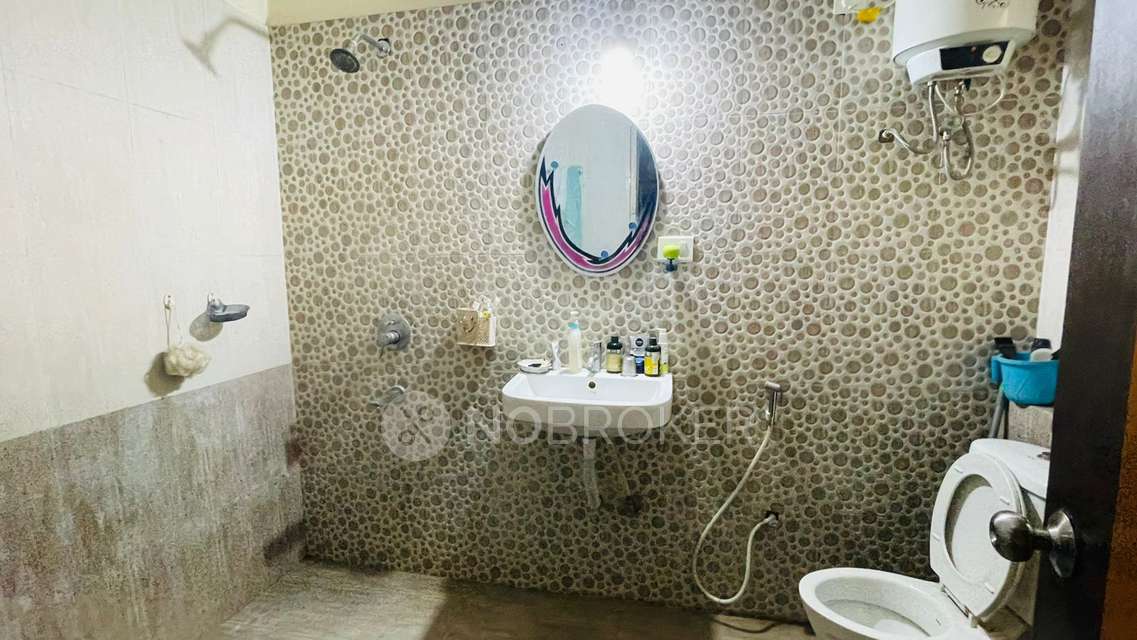 3 BHK Flat In Pranavas Lotus Park For Sale  In Kondapur