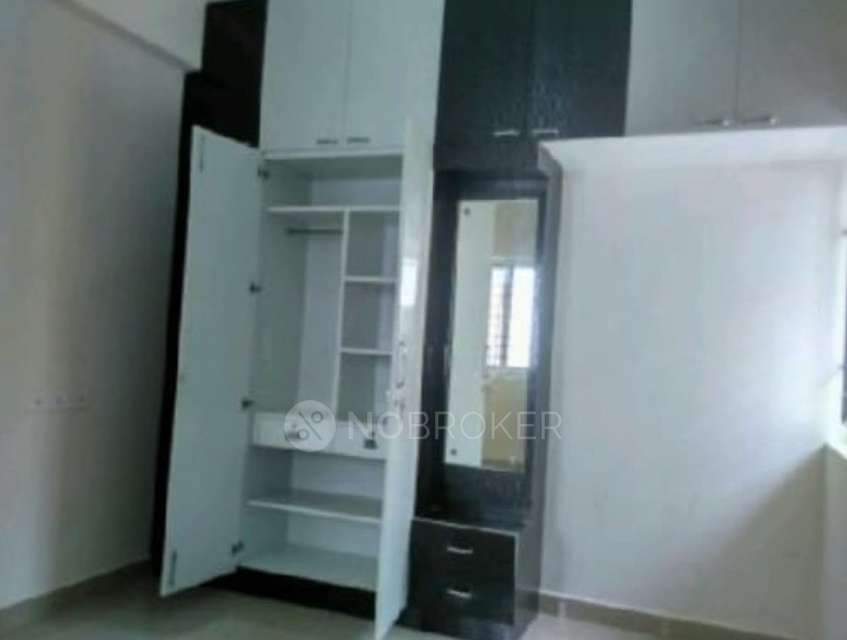 2 BHK Flat In Plaza Pristine Acres For Sale  In Perumbakkam