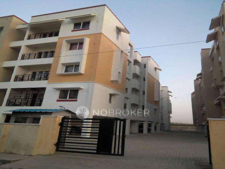2 BHK Flat In Plaza Pristine Acres For Sale  In Perumbakkam