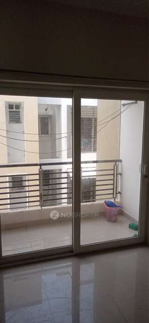 2 BHK Flat In Plaza Pristine Acres For Sale  In Perumbakkam