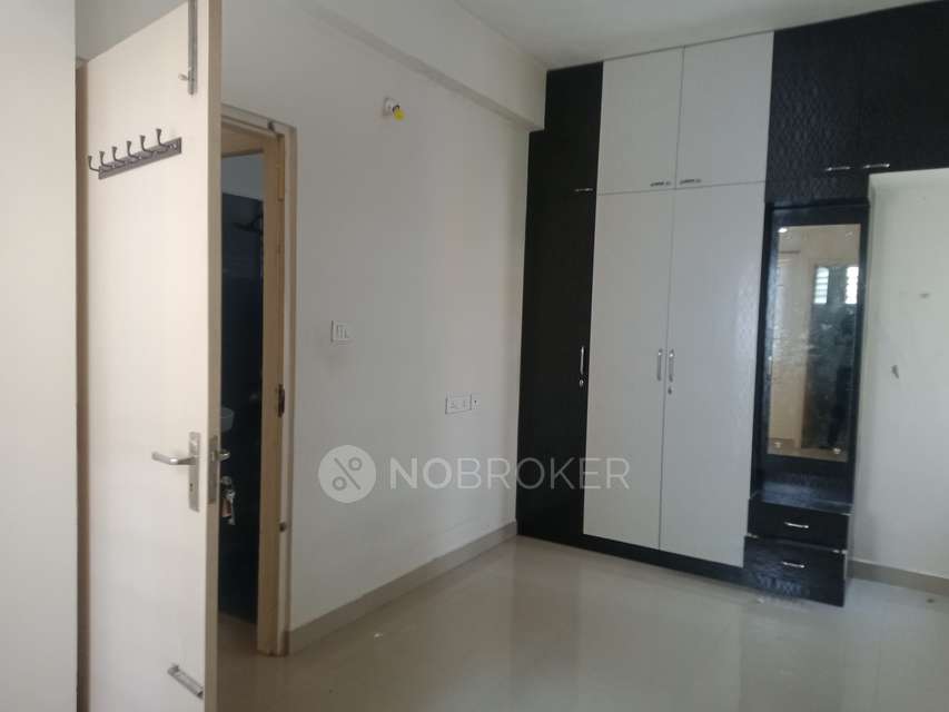 2 BHK Flat In Plaza Pristine Acres For Sale  In Perumbakkam