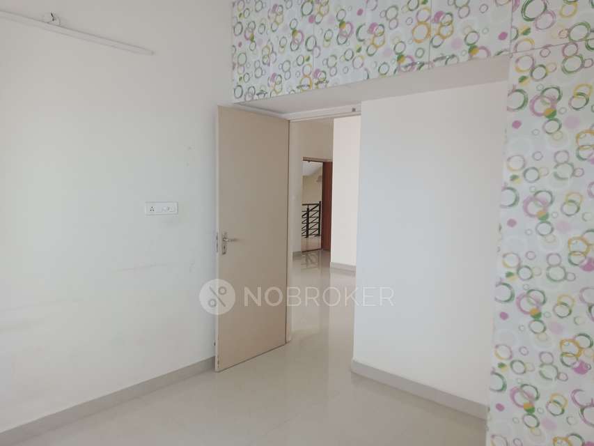 2 BHK Flat In Plaza Pristine Acres For Sale  In Perumbakkam