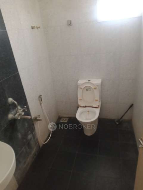 2 BHK Flat In Plaza Pristine Acres For Sale  In Perumbakkam