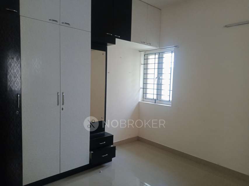 2 BHK Flat In Plaza Pristine Acres For Sale  In Perumbakkam