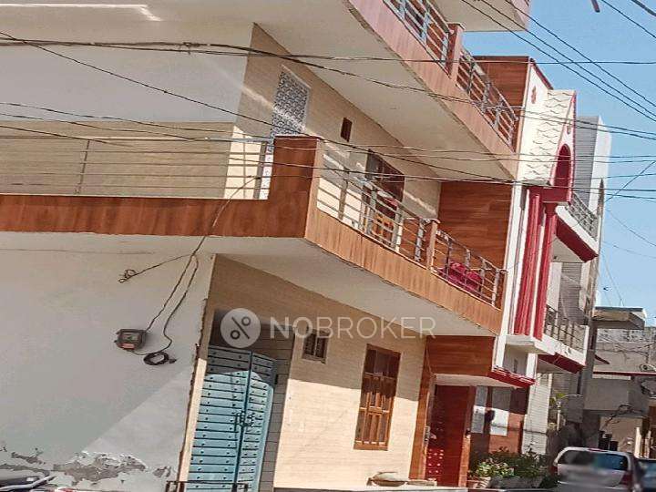 1 RK House for Rent  In Sector 3a