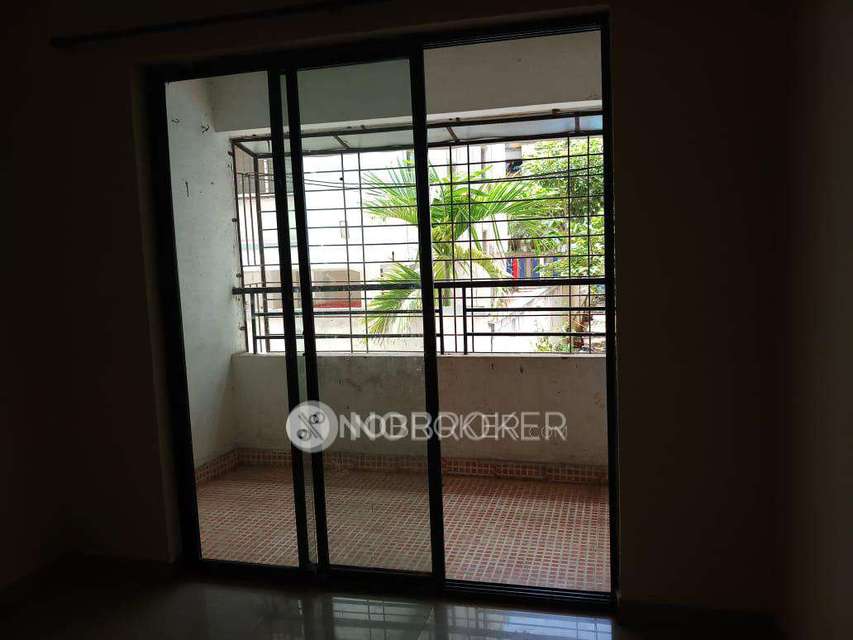 1 BHK Flat In Shree Laxmi Vihar Co. Hsg. Society For Sale  In Dhayari