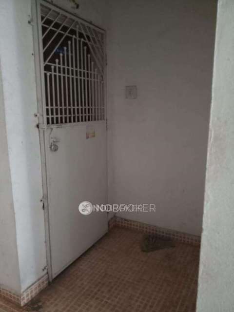 1 BHK Flat In Shree Laxmi Vihar Co. Hsg. Society For Sale  In Dhayari