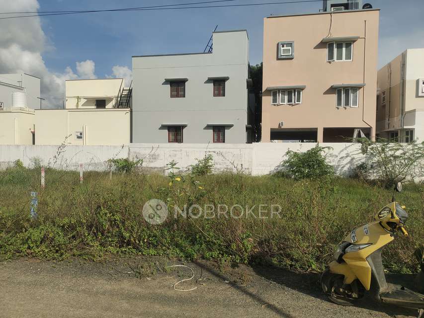 Plot For Sale  In Mudichur