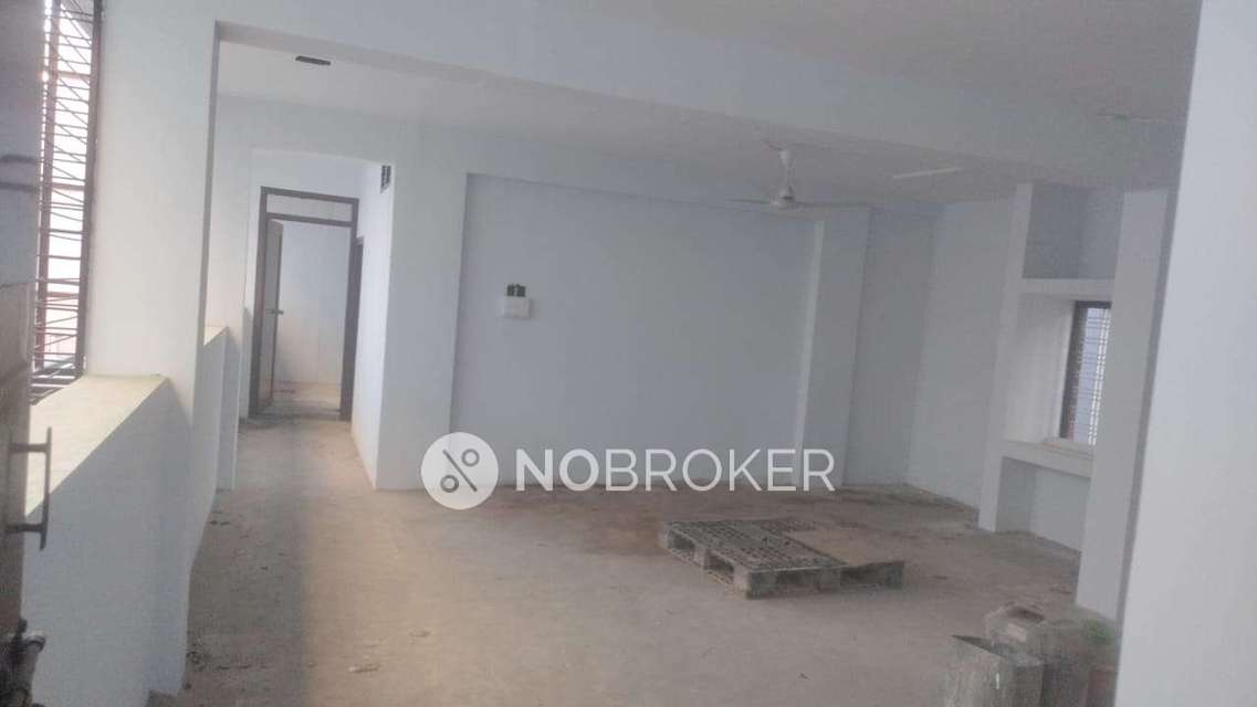 Commercial Property in Chickpet, Bangalore for Rent 