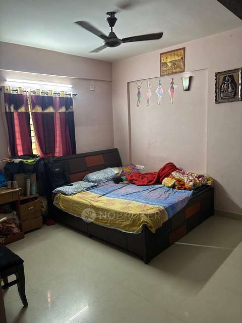 3 BHK Flat In S G Enclave For Sale  In S G Enclave
