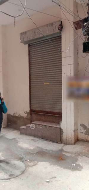 Shop in Sector 66, Noida for Rent 