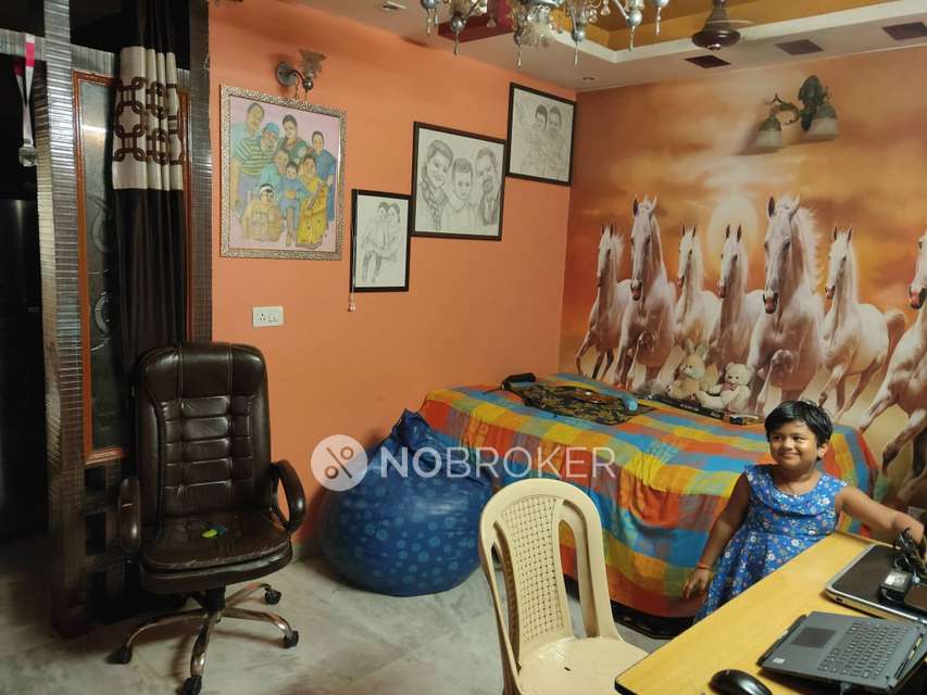 2 BHK Flat In Builder Floor  For Sale  In Mahavir Enclave