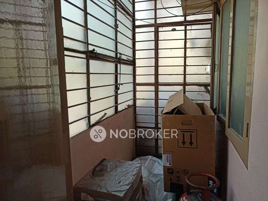 2 BHK Flat In Standalone Building  For Sale  In Amberpet