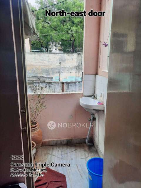 2 BHK Flat In Standalone Building  For Sale  In Amberpet