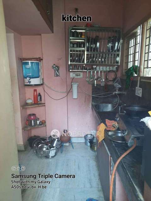 2 BHK Flat In Standalone Building  For Sale  In Amberpet