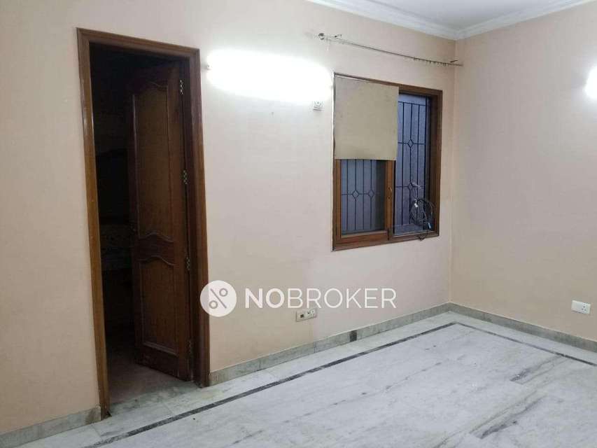 4 BHK Flat For Sale  In Rajouri Garden