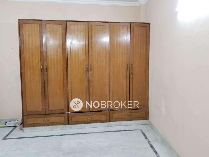 4 BHK Flat For Sale  In Rajouri Garden