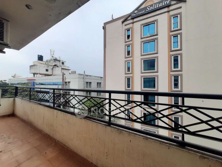 3 BHK Flat In Karan Centre For Sale  In Kalasiguda