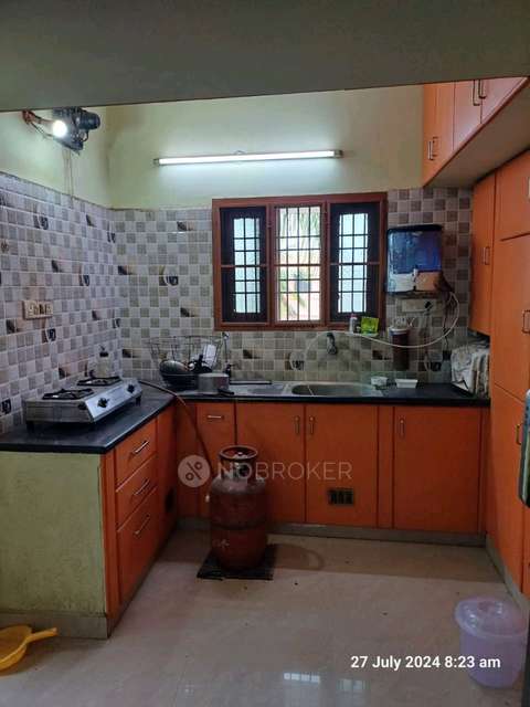 2 BHK Flat In Sri Sai Ram Apaprtments For Sale  In Mugalivakkam