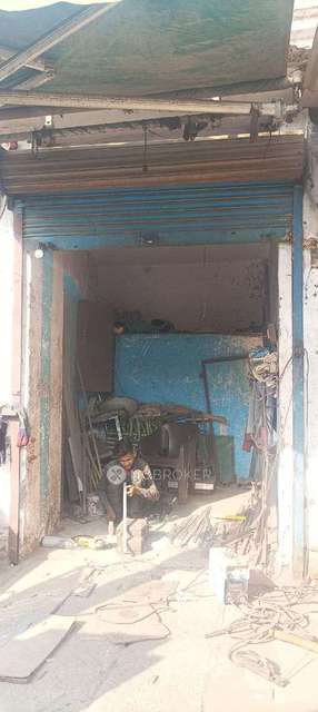 Shop in Pratap Vihar, Ghaziabad for sale 