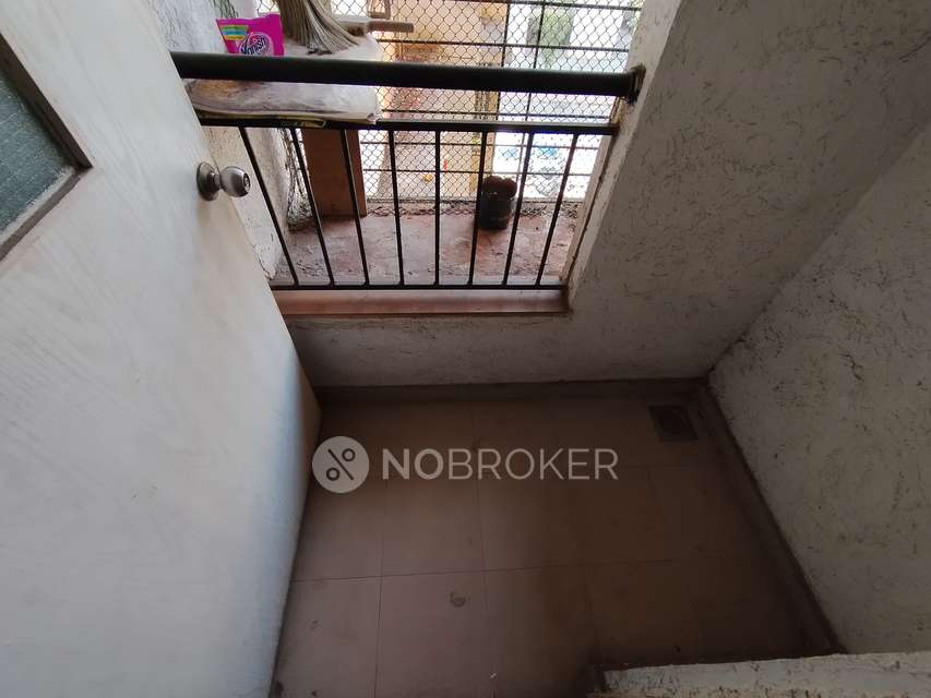 2 BHK Flat In Palava City For Sale  In Nilje Gaon 