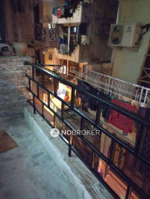 2 BHK Flat In Arjun Apartment For Sale  In Safdarjung Enclave