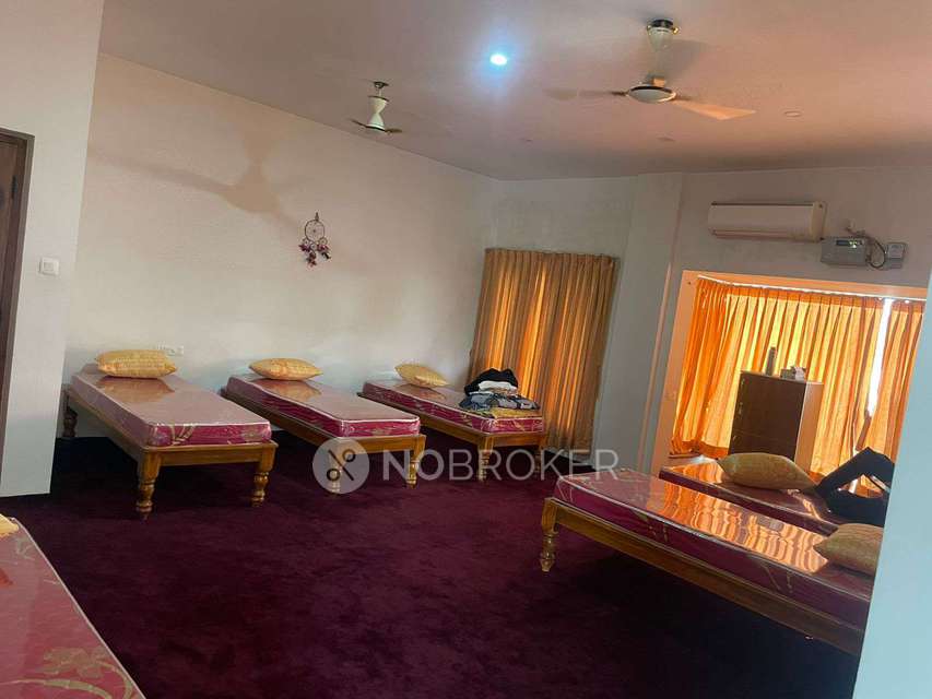 PG for Girls in Pallavaram